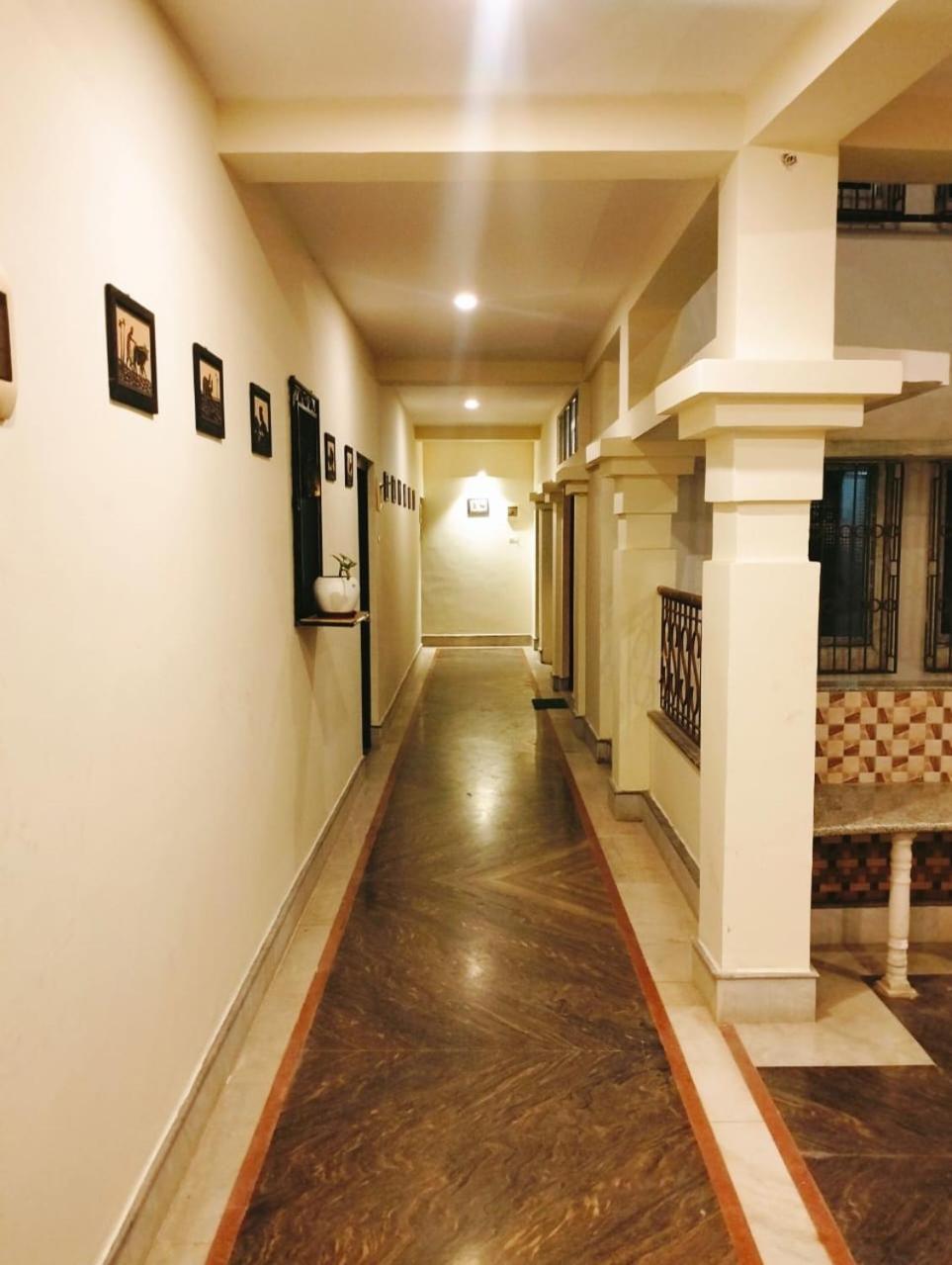 Hotel Kolam Shānti Niketan Екстериор снимка